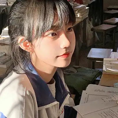隗逸馨 隗逸馨